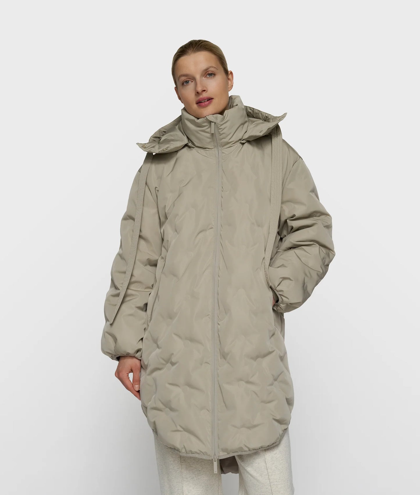 10 DAYS THE ICONIC COAT