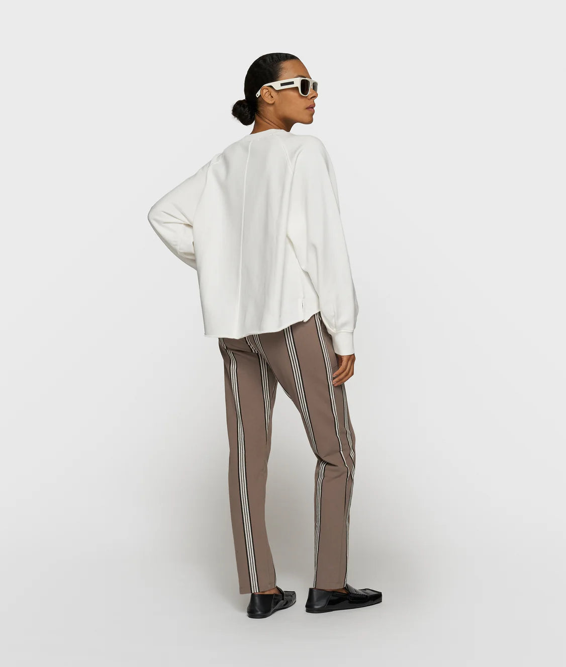 10 DAYS LA SWEATER