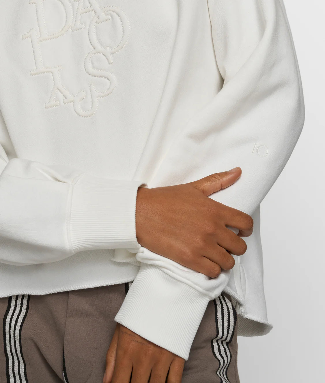 10 DAYS LA SWEATER