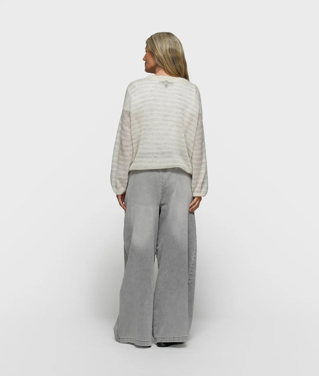 10 DAYS THIN V-NECK KNIT SWEATER