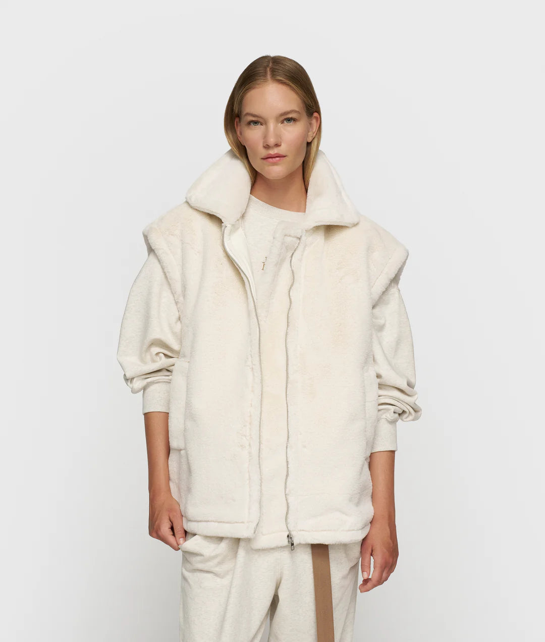 10 DAYS STATEMENT LAMMY GILET