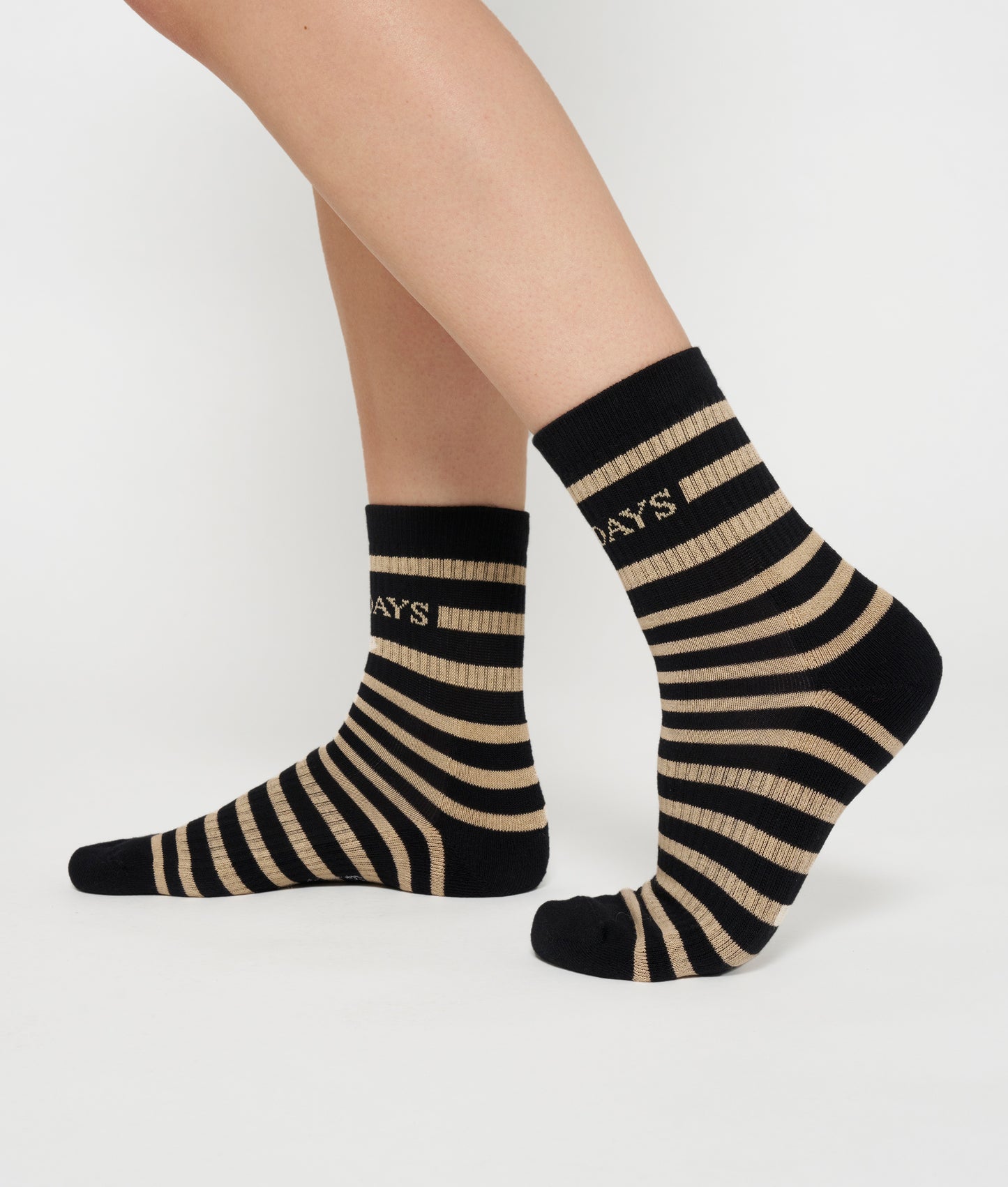 10 DAYS SHORT SOCKS STRIPE